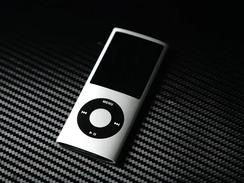 苹果iPod Nano 5 - zFrontier 装备前线